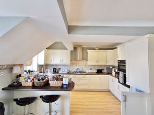 Photo 23- click for photo gallery